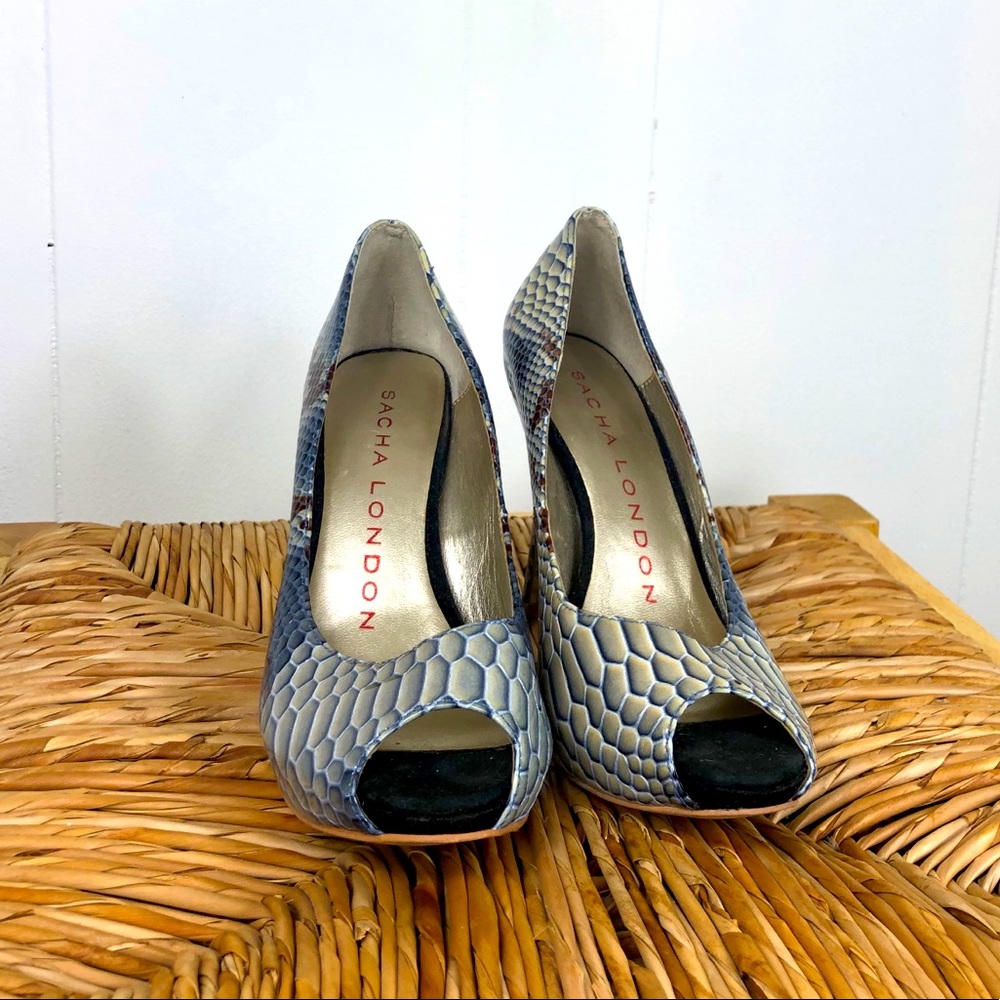 Sacha London Snakeskin Peep Toe Pumps‎ Sz 6